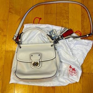 NWOT Coach Willis bag w stylish tassels & tags